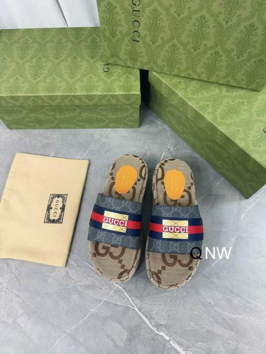 Picture of Gucci Slippers _SKUGuccisz35-440NW03021863